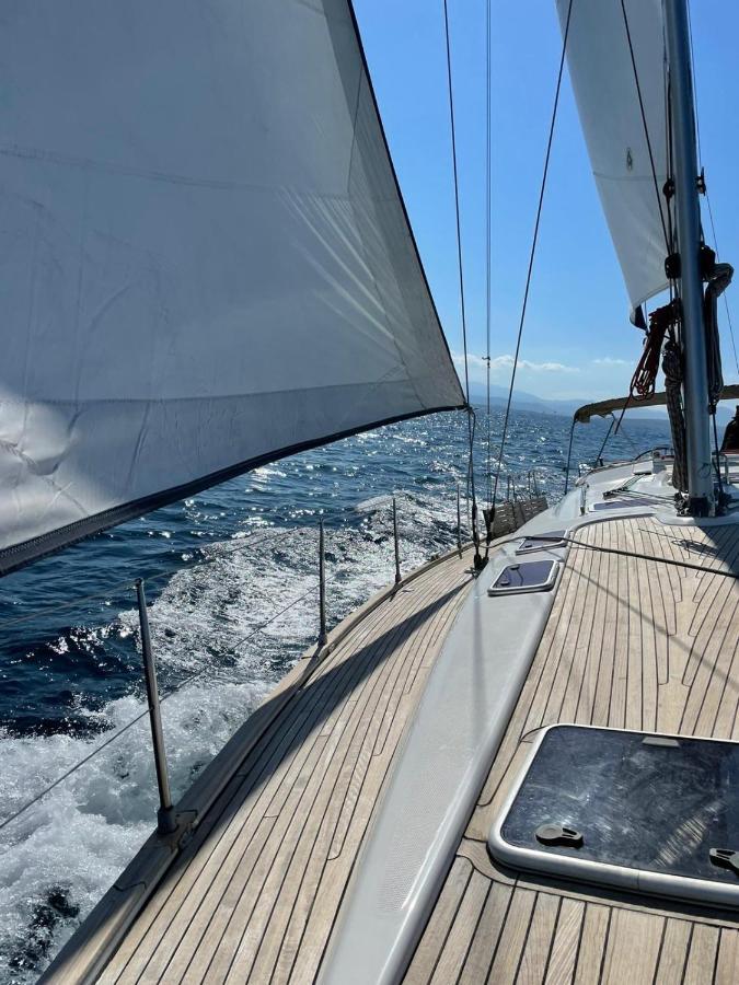 Botel Dolce Dormire A Bordo Di Merope *